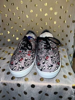 Minnie Mouse Patterned Canvas Sneakers - Gray & Black with Red Accents